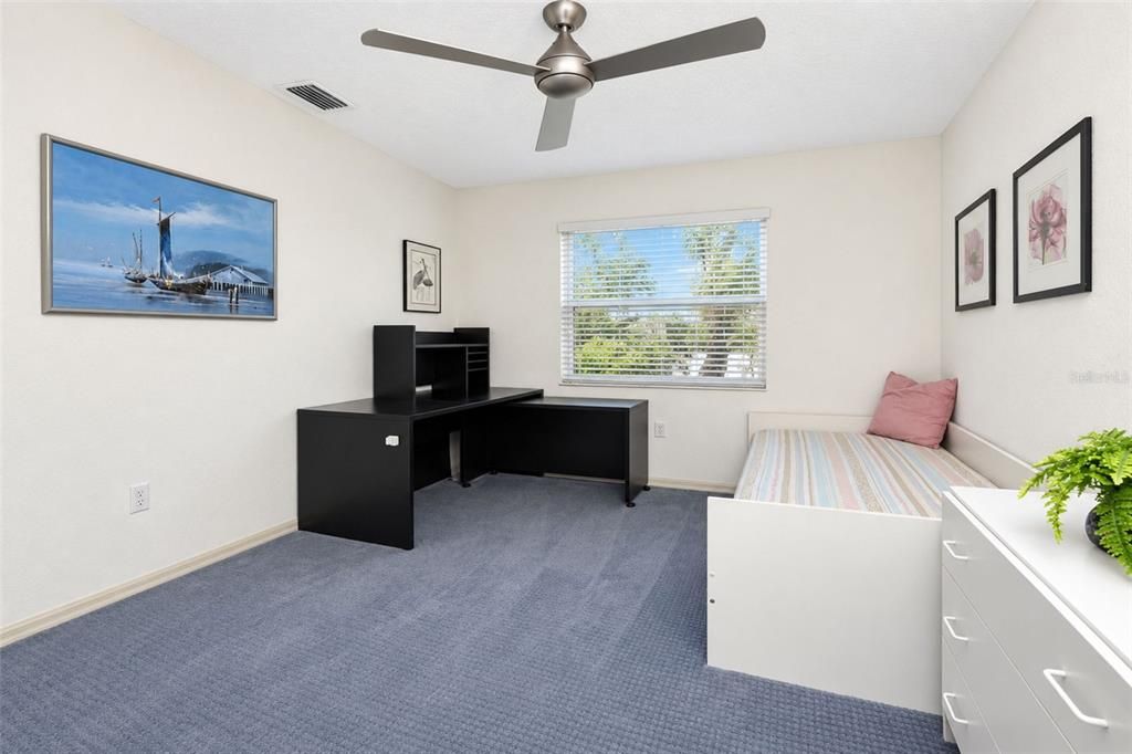 Activo con contrato: $609,900 (3 camas, 2 baños, 1859 Pies cuadrados)