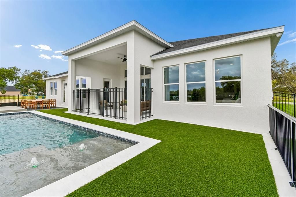 На продажу: $1,425,990 (4 спален, 3 ванн, 3528 Квадратных фут)