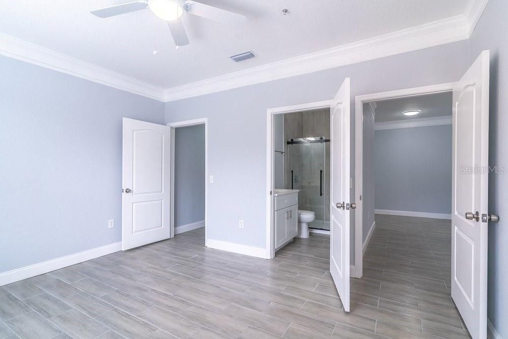待售: $305,000 (3 贝兹, 2 浴室, 1369 平方英尺)