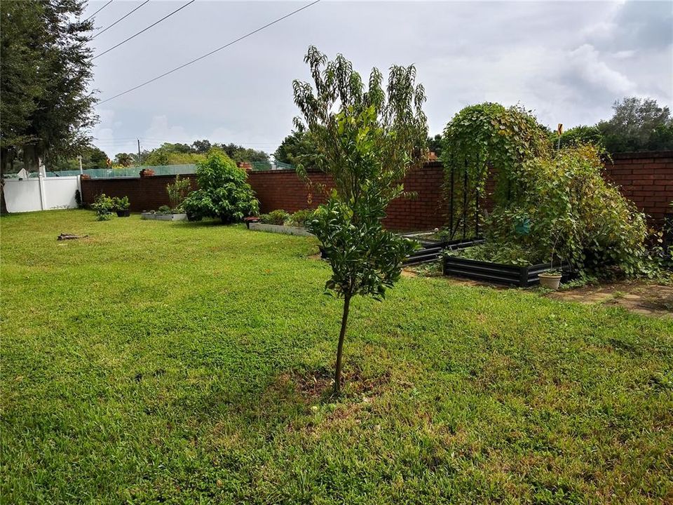 En Venta: $517,000 (4 camas, 3 baños, 2353 Pies cuadrados)