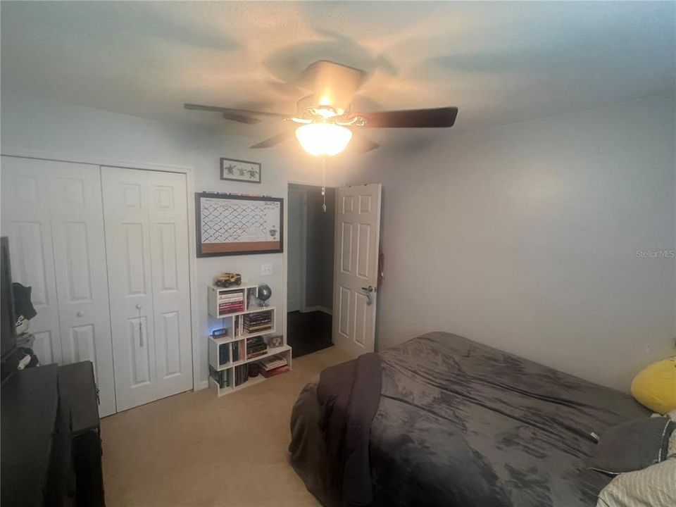 En Venta: $517,000 (4 camas, 3 baños, 2353 Pies cuadrados)