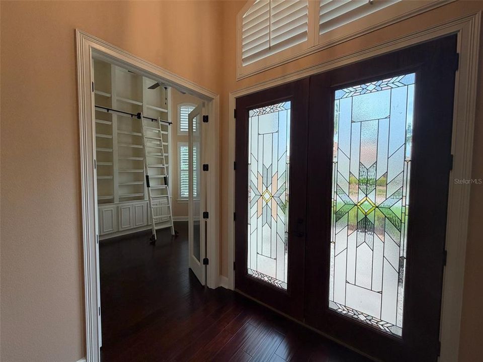 For Sale: $1,375,000 (5 beds, 3 baths, 3889 Square Feet)