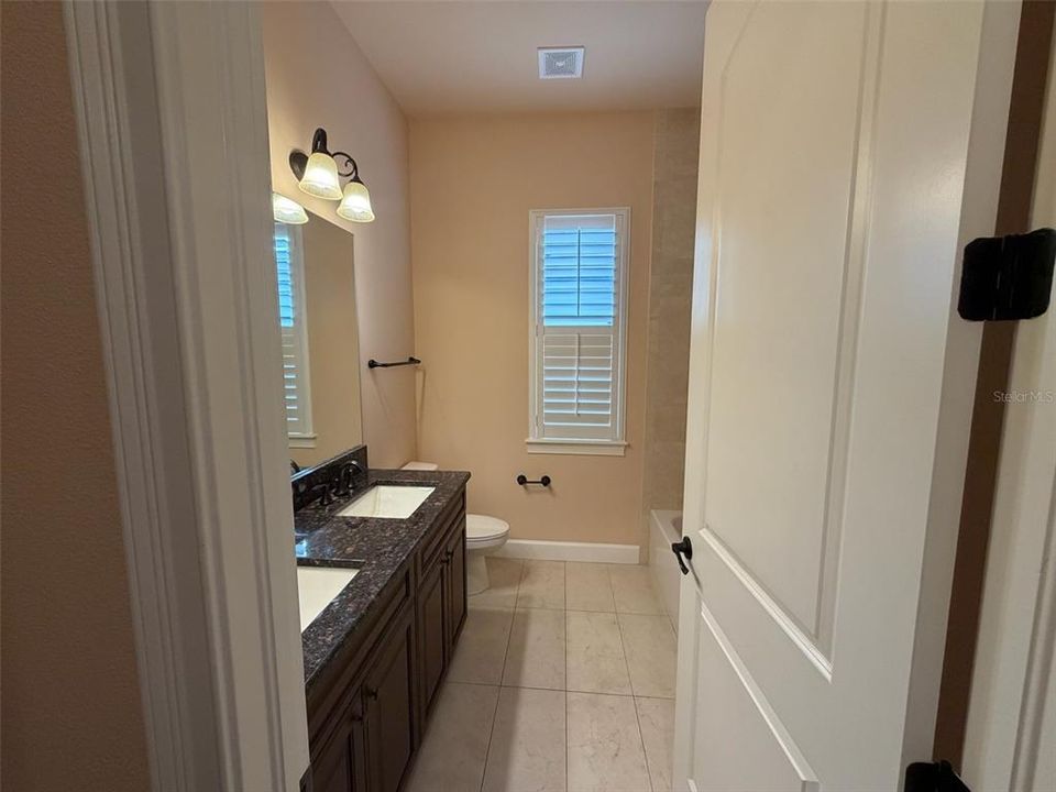 For Sale: $1,375,000 (5 beds, 3 baths, 3889 Square Feet)