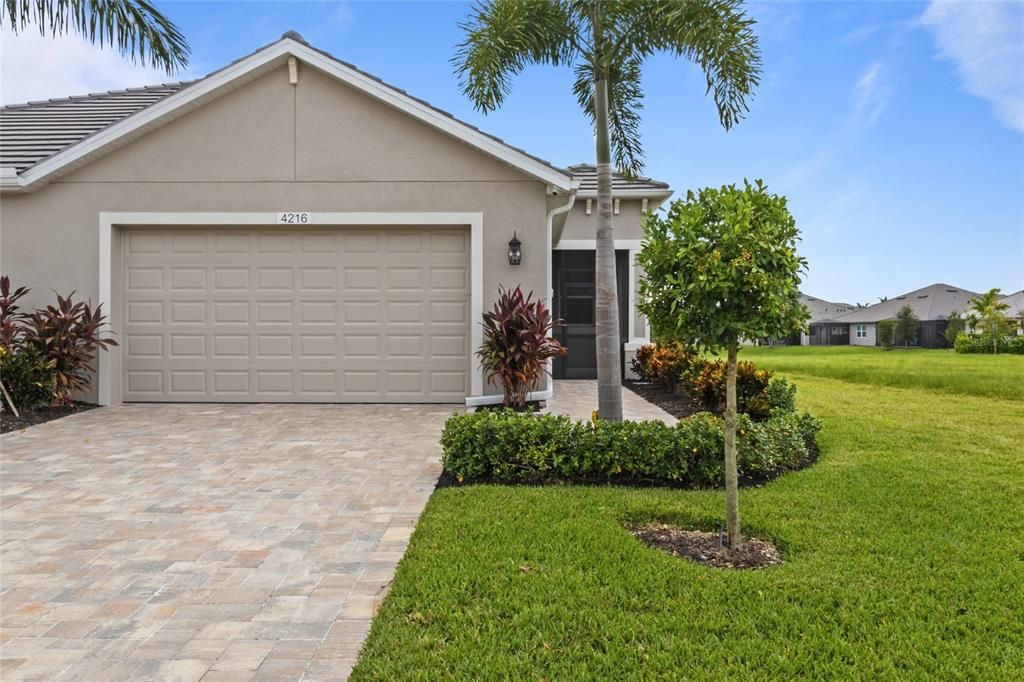 For Rent: $2,800 (2 beds, 2 baths, 1575 Square Feet)