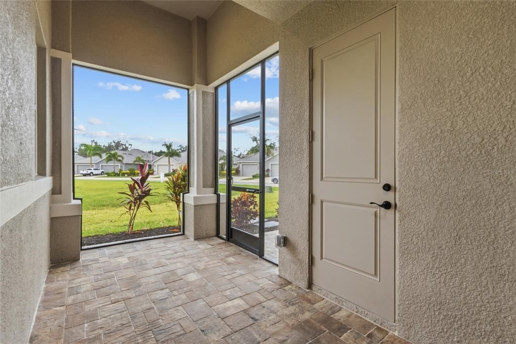 For Rent: $2,800 (2 beds, 2 baths, 1575 Square Feet)