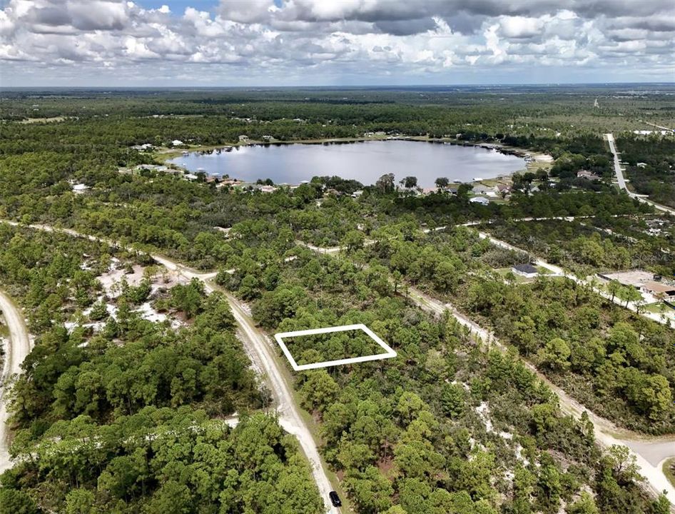 На продажу: $17,000 (0.24 acres)