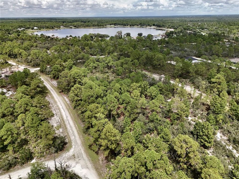 На продажу: $17,000 (0.24 acres)