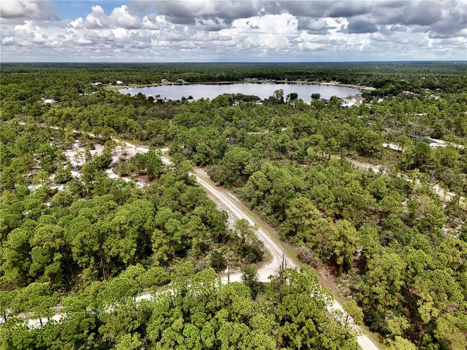 На продажу: $17,000 (0.24 acres)