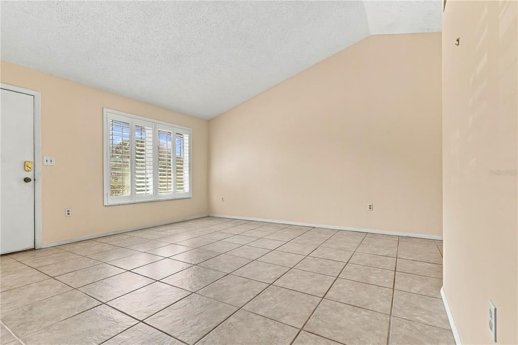 For Sale: $259,000 (3 beds, 2 baths, 1227 Square Feet)