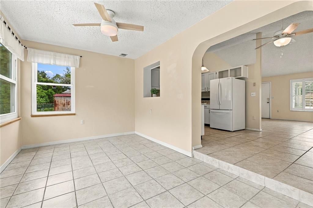 For Sale: $259,000 (3 beds, 2 baths, 1227 Square Feet)