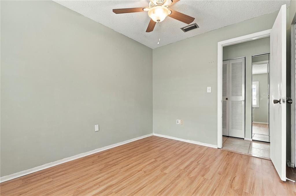 For Sale: $259,000 (3 beds, 2 baths, 1227 Square Feet)