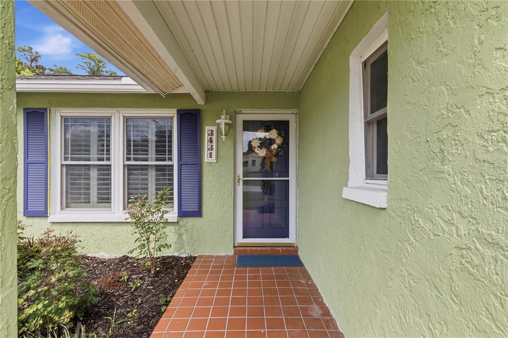 For Sale: $259,000 (3 beds, 2 baths, 1227 Square Feet)