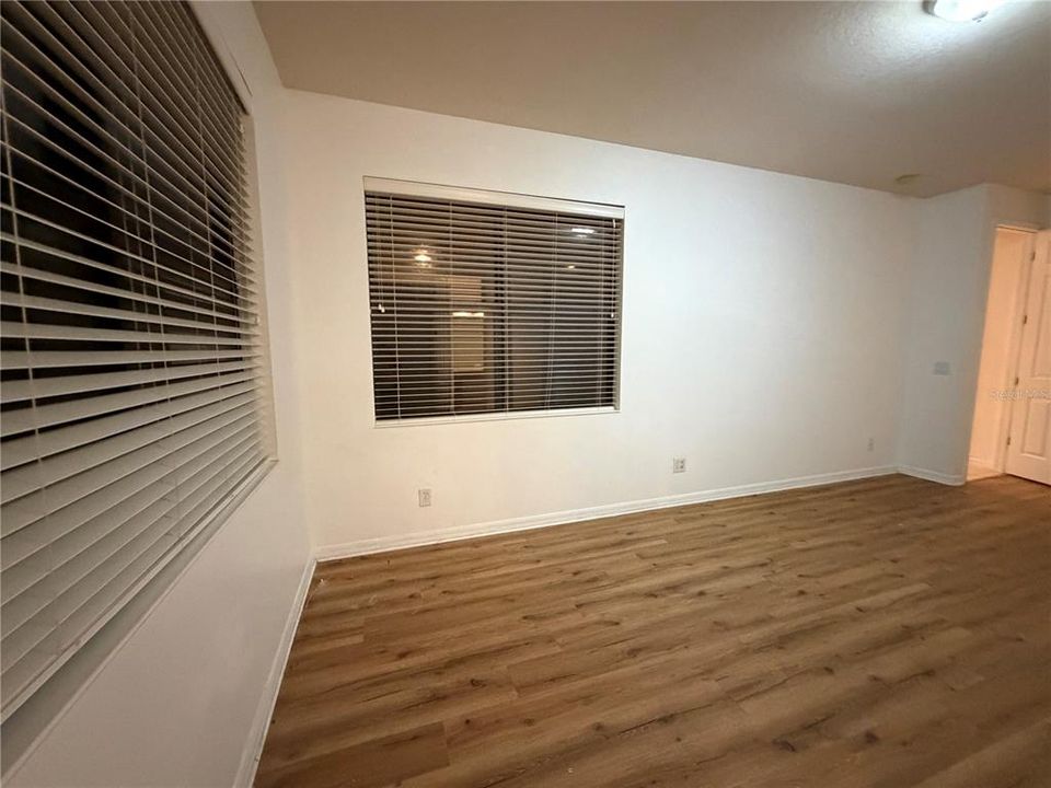 For Rent: $2,650 (3 beds, 2 baths, 1847 Square Feet)