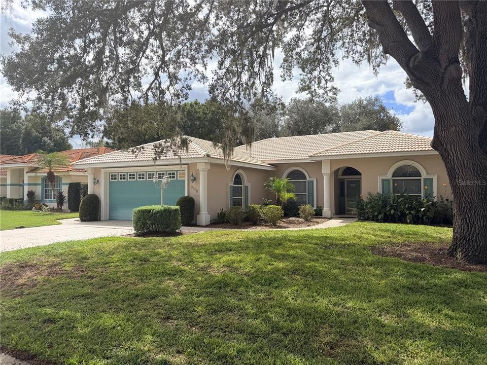 En Venta: $239,000 (3 camas, 2 baños, 2145 Pies cuadrados)