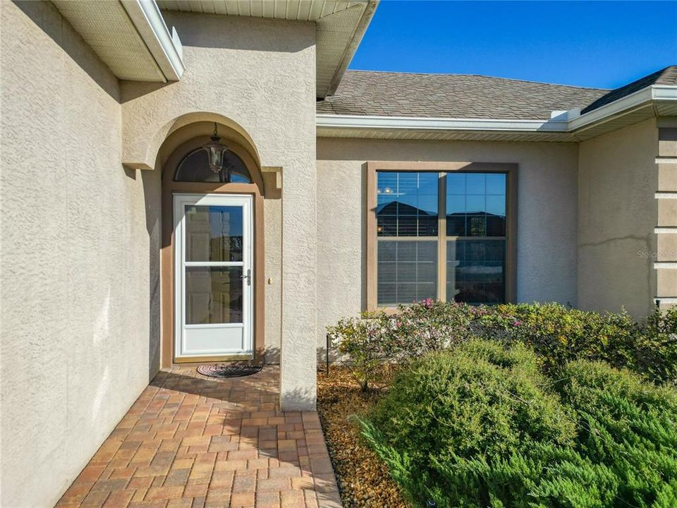 En Venta: $289,900 (3 camas, 2 baños, 1381 Pies cuadrados)