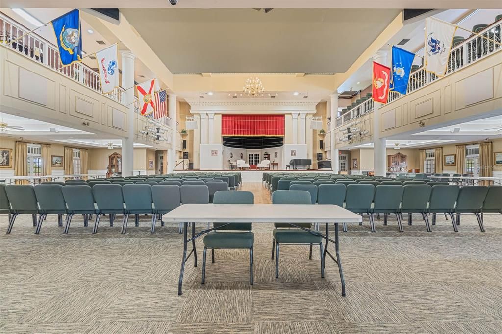 На продажу: $230,000 (2 спален, 2 ванн, 1388 Квадратных фут)