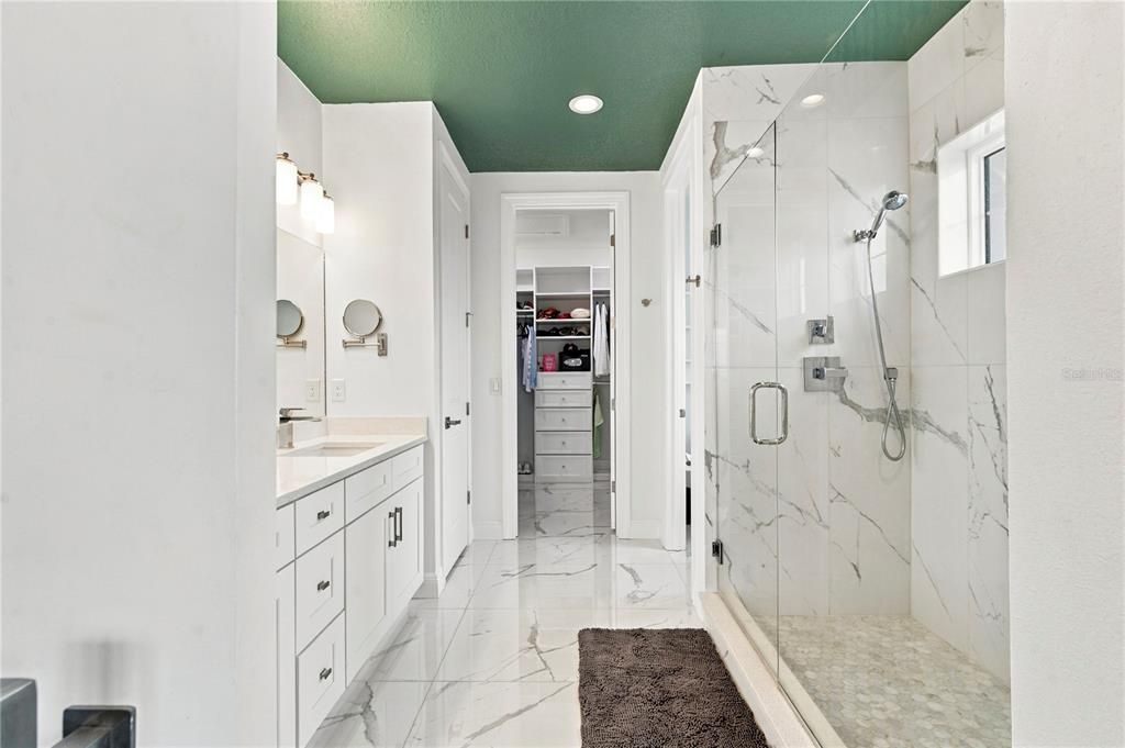 : $1,550,000 (3 camas, 3 baños, 2364 Pies cuadrados)