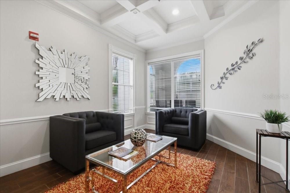 For Sale: $220,000 (1 beds, 1 baths, 738 Square Feet)