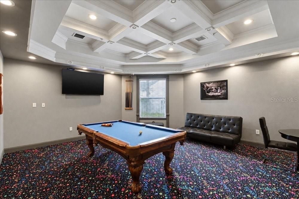 For Sale: $220,000 (1 beds, 1 baths, 738 Square Feet)