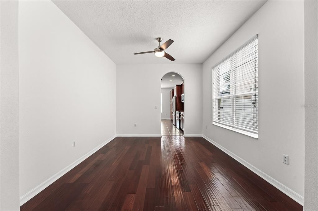 En Venta: $625,000 (5 camas, 4 baños, 3442 Pies cuadrados)