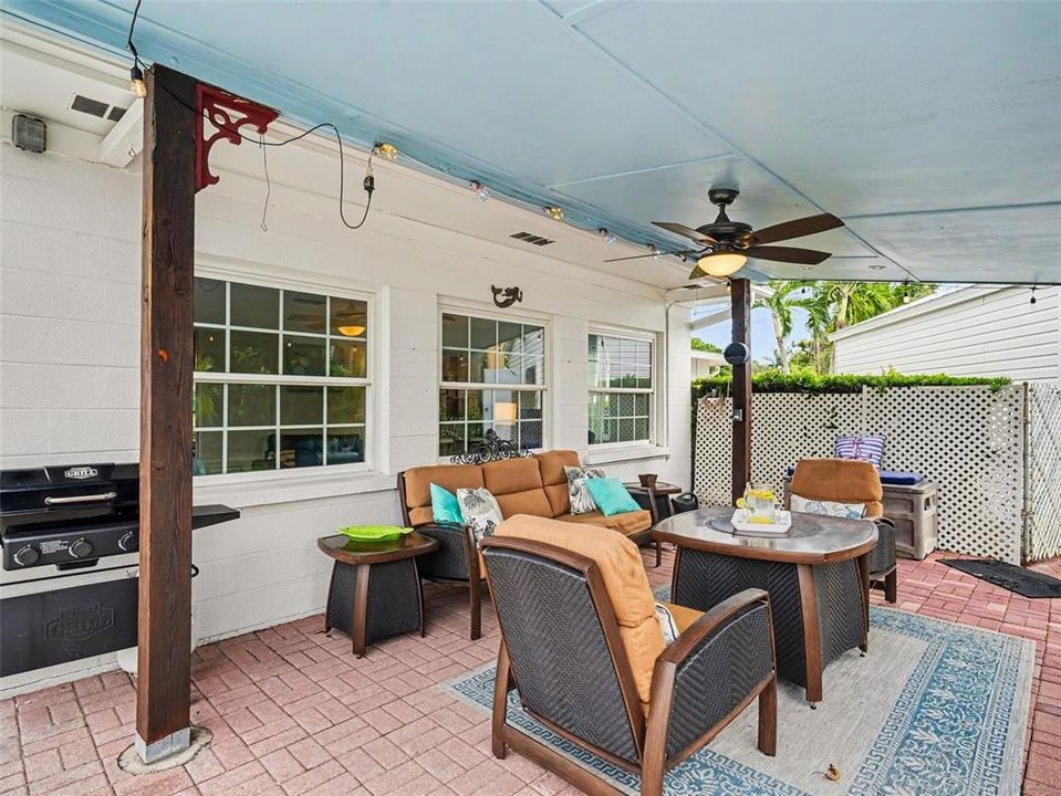 For Sale: $624,900 (2 beds, 2 baths, 1536 Square Feet)