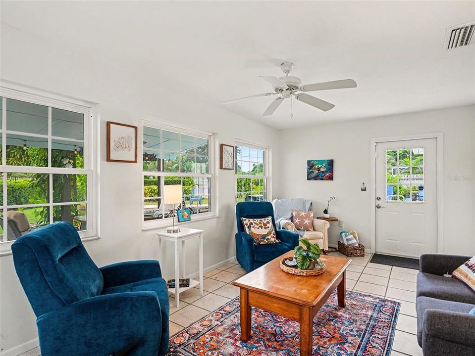 For Sale: $624,900 (2 beds, 2 baths, 1536 Square Feet)