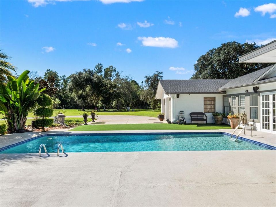 En Venta: $1,249,000 (5 camas, 4 baños, 3631 Pies cuadrados)