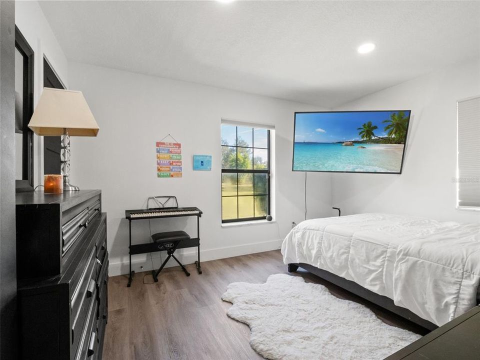 En Venta: $1,249,000 (5 camas, 4 baños, 3631 Pies cuadrados)