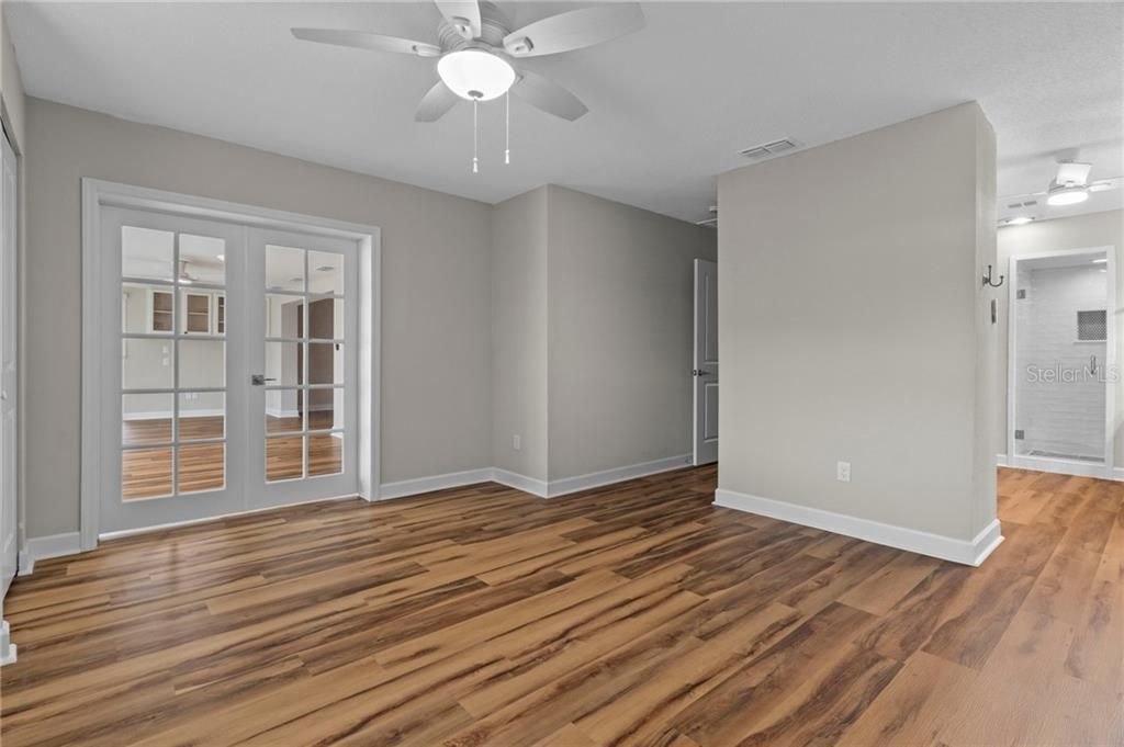 For Sale: $190,000 (2 beds, 2 baths, 1584 Square Feet)