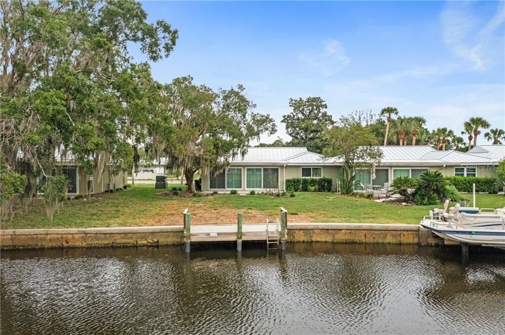 For Sale: $190,000 (2 beds, 2 baths, 1584 Square Feet)