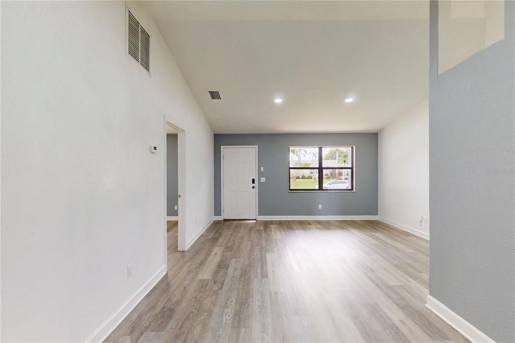En Venta: $369,000 (3 camas, 2 baños, 1500 Pies cuadrados)