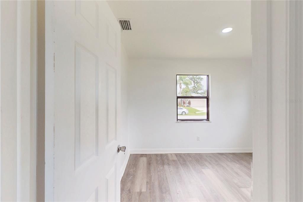 En Venta: $369,000 (3 camas, 2 baños, 1500 Pies cuadrados)