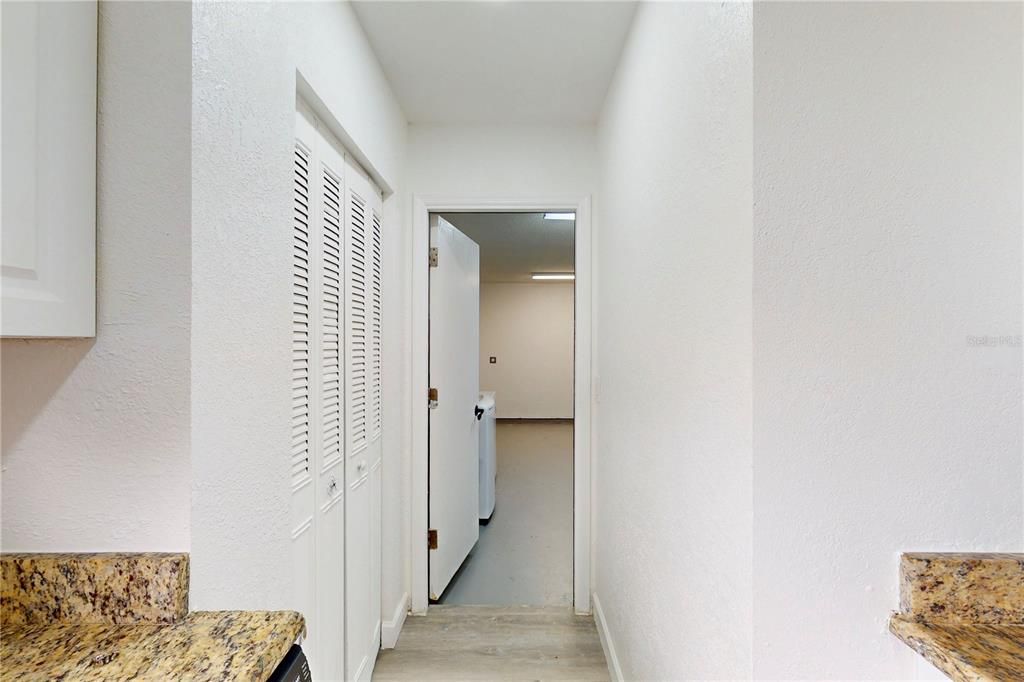 En Venta: $369,000 (3 camas, 2 baños, 1500 Pies cuadrados)