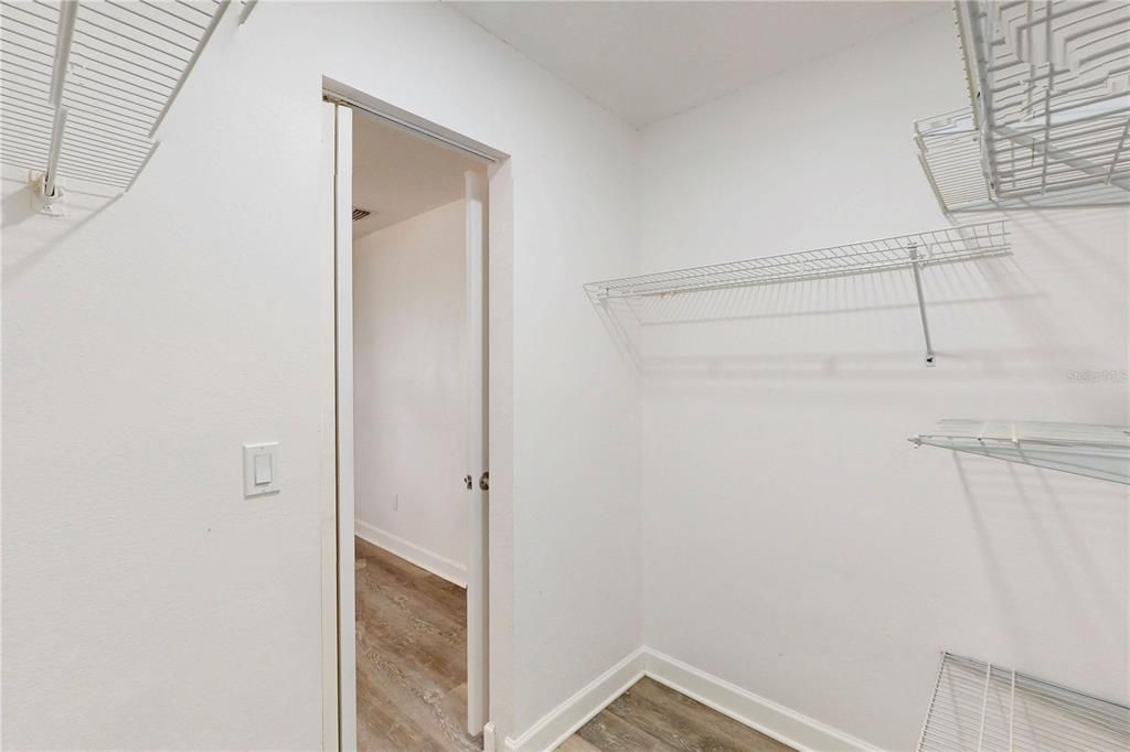 En Venta: $369,000 (3 camas, 2 baños, 1500 Pies cuadrados)
