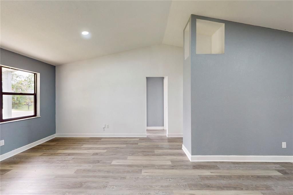 En Venta: $369,000 (3 camas, 2 baños, 1500 Pies cuadrados)