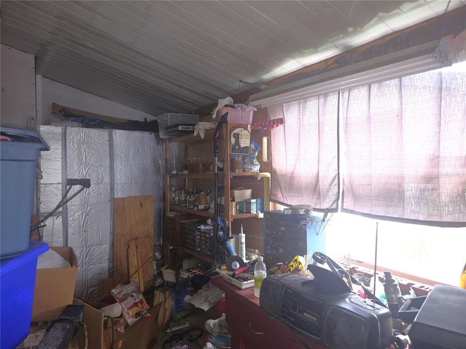For Sale: $199,900 (2 beds, 2 baths, 1196 Square Feet)