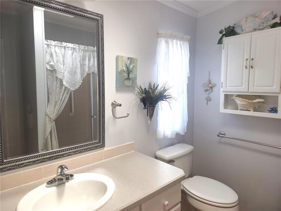 For Sale: $199,900 (2 beds, 2 baths, 1196 Square Feet)