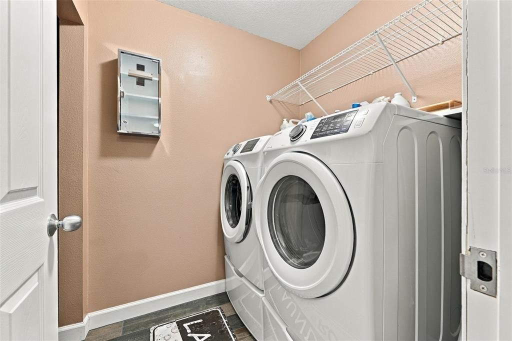 В аренду: $3,500 (3 спален, 2 ванн, 2150 Квадратных фут)