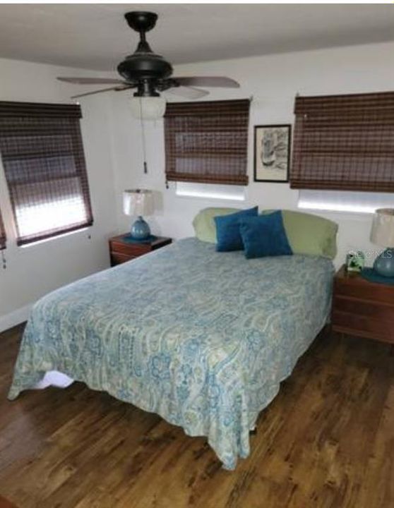 For Sale: $115,000 (1 beds, 1 baths, 640 Square Feet)