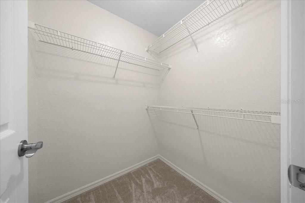For Sale: $339,000 (3 beds, 2 baths, 1303 Square Feet)