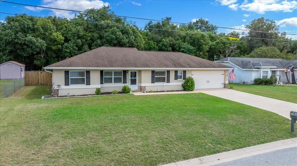 For Sale: $339,000 (3 beds, 2 baths, 1303 Square Feet)