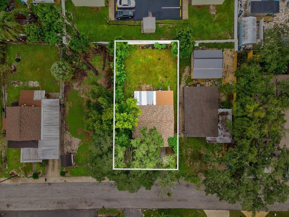 For Sale: $235,000 (2 beds, 1 baths, 852 Square Feet)