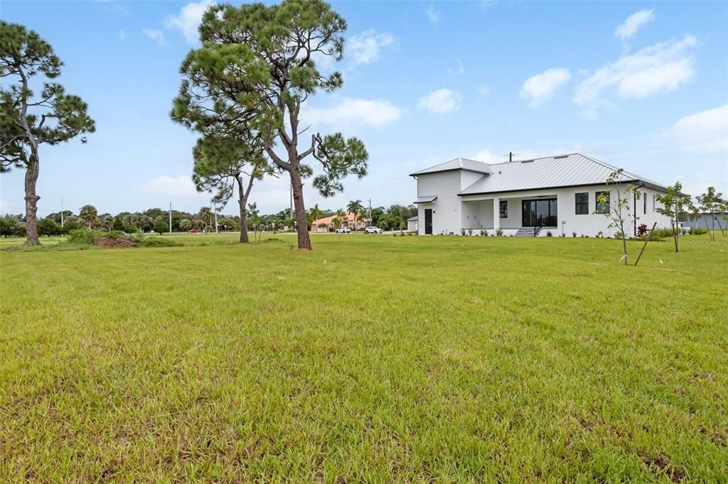 На продажу: $649,990 (3 спален, 2 ванн, 2201 Квадратных фут)