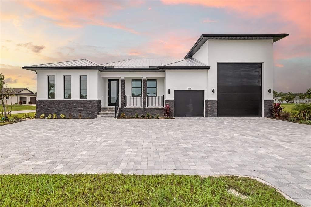 На продажу: $649,990 (3 спален, 2 ванн, 2201 Квадратных фут)