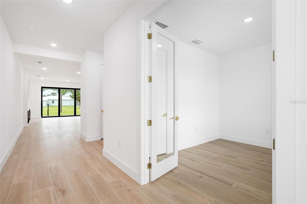 На продажу: $649,990 (3 спален, 2 ванн, 2201 Квадратных фут)