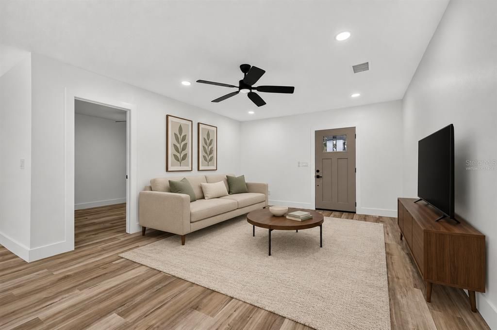 На продажу: $449,999 (4 спален, 2 ванн, 2304 Квадратных фут)