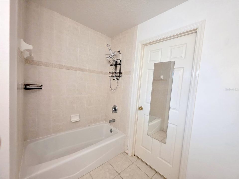 For Sale: $385,000 (3 beds, 2 baths, 1629 Square Feet)