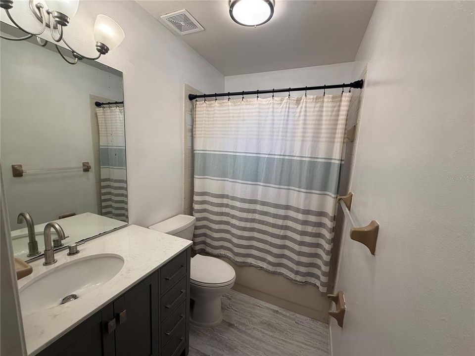 En Venta: $239,900 (3 camas, 2 baños, 1231 Pies cuadrados)