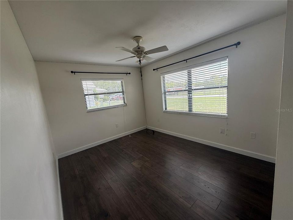 En Venta: $239,900 (3 camas, 2 baños, 1231 Pies cuadrados)
