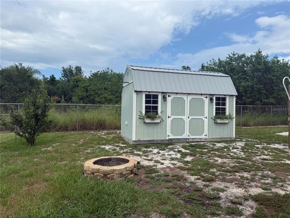 En Venta: $239,900 (3 camas, 2 baños, 1231 Pies cuadrados)